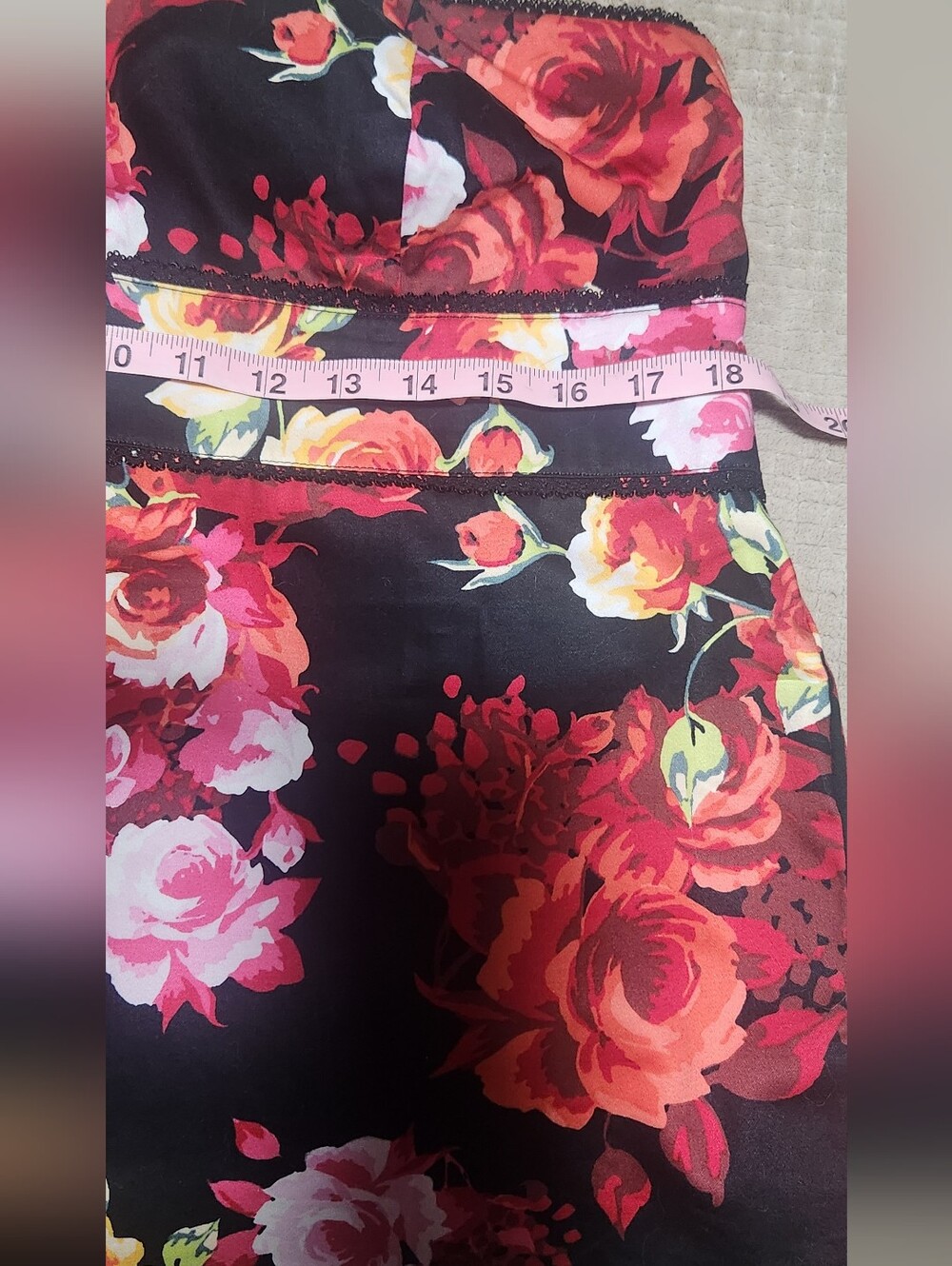 Torrid Floral Strapless Top NWOT Size 1 (16) - Picture 2 of 3